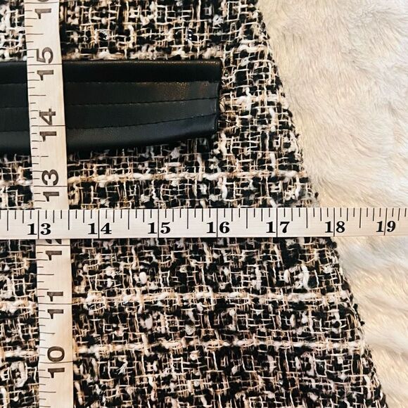 Alexia Admor Women's Black & White Zenia Tweed V-Neck Fit & Flare Dress Size 6 - Picture 8 of 9